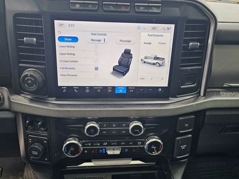 Used 2024 Ford F250 Platinum image 11