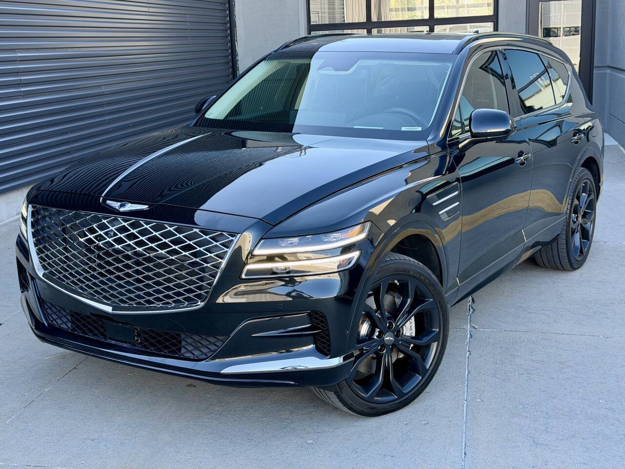 Used 2024 Genesis GV80 3.5T Prestige Signature AWD/4WD image 2