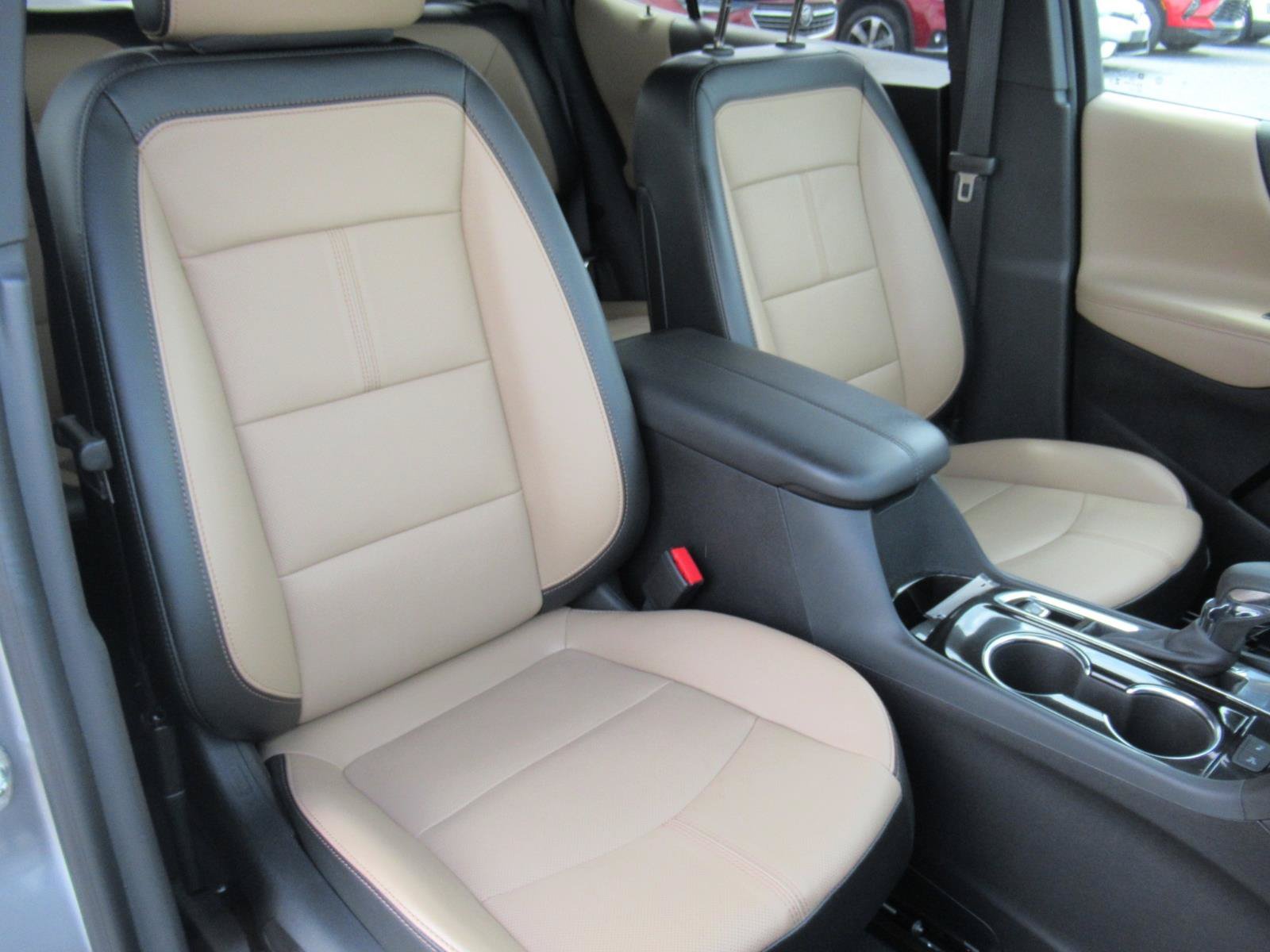 Used 2024 Chevrolet Equinox Premier FWD image 9