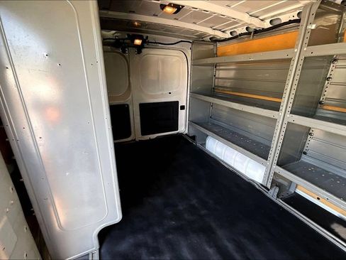 Used 2021 Nissan NV 2500 SV RWD image 24