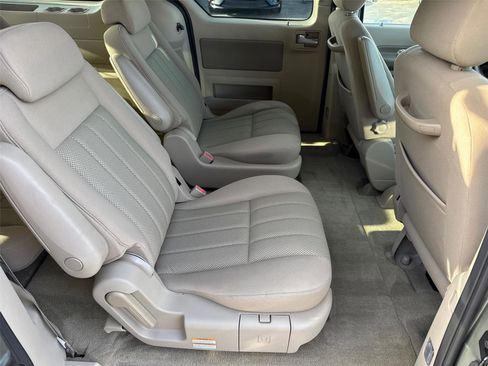 Used 2004 Mercury Monterey Convenience FWD image 17