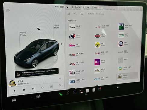 Used 2024 Tesla Model Y Long Range AWD/4WD image 19