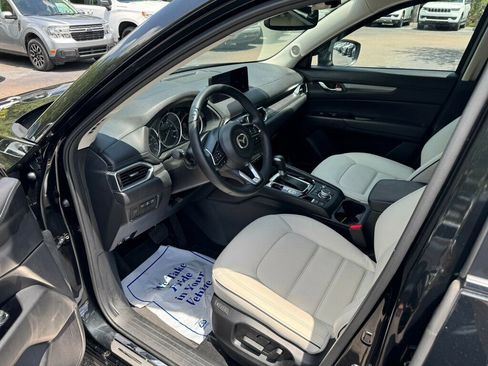 Used 2025 MAZDA CX-5 AWD 2.5 S w/ Preferred Package image 3