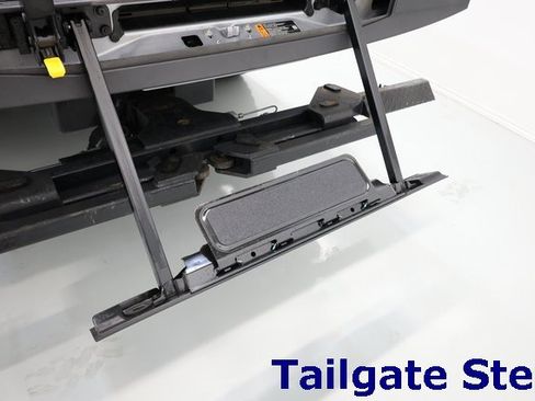 Used 2023 Ford F350 Lariat w/ Lariat Ultimate Package image 51