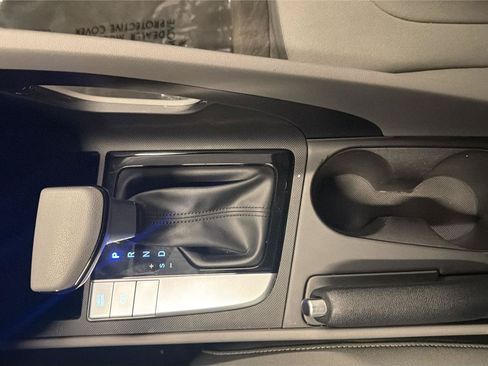 Certified 2024 Hyundai Elantra SEL FWD image 19