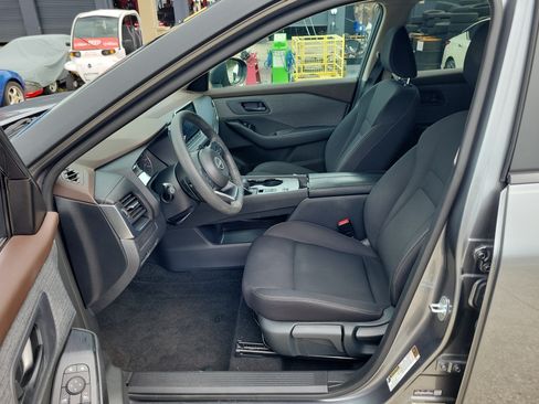 Certified 2023 Nissan Rogue S FWD image 12