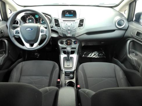Used 2019 Ford Fiesta SE FWD image 3