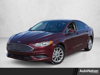 Used 2017 Ford Fusion SE w/ Fusion SE Technology Package video 1