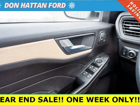 Used 2021 Ford Escape Titanium w/ Titanium Elite Package image 18