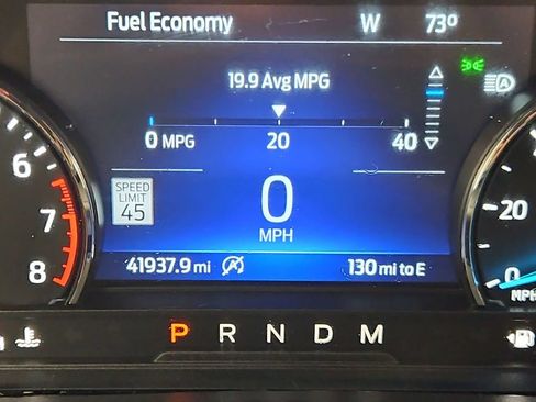 Used 2021 Ford Explorer XLT w/ Equipment Group 202A AWD/4WD image 16