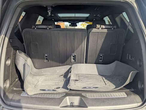 Used 2023 GMC Yukon AT4 w/ LPO, Floor Liner Package image 26