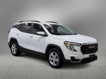 Used 2022 GMC Terrain SLE w/ Driver Convenience Package