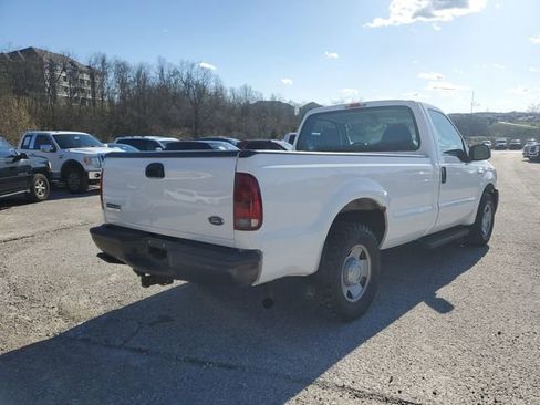 Used 2006 Ford F250 XL image 4
