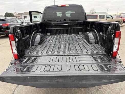 Used 2017 Ford F250 XLT w/ XLT Value Package AWD/4WD image 17