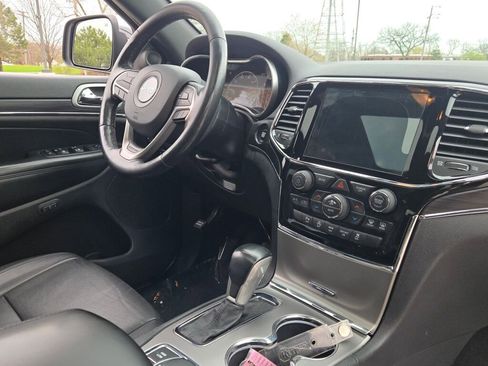 Used 2020 Jeep Grand Cherokee Limited AWD/4WD image 7