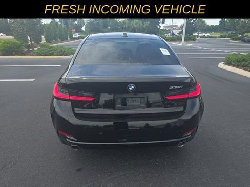 Used 2024 BMW 330i Sedan w/ Convenience Package RWD image 4