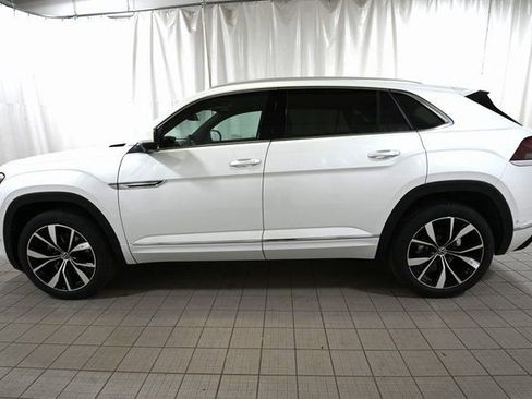 New 2026 Volkswagen Atlas Cross Sport SEL Premium R-Line AWD/4WD image 10