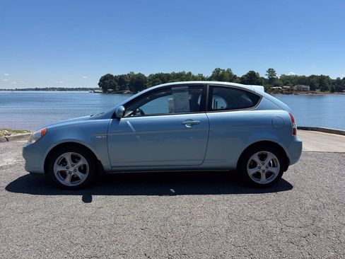 Used 2007 Hyundai Accent SE FWD image 3