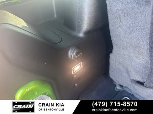 Used 2025 Jeep Wrangler Sport AWD/4WD image 37