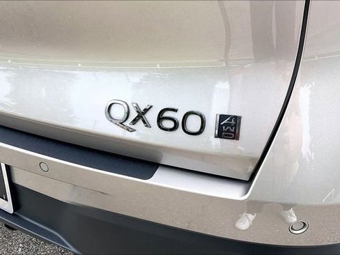 Used 2026 INFINITI QX60 Autograph w/ Dark Cargo Package AWD/4WD image 8