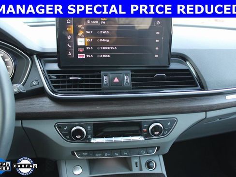 Used 2024 Audi Q5 2.0T Prestige w/ Prestige Package image 17
