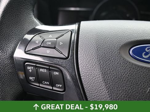 Used 2018 Ford Explorer XLT w/ Equipment Group 202A image 29