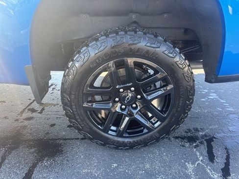 Used 2023 Chevrolet Silverado 1500 LT Trail Boss w/ LT Trail Boss Premium Package image 15