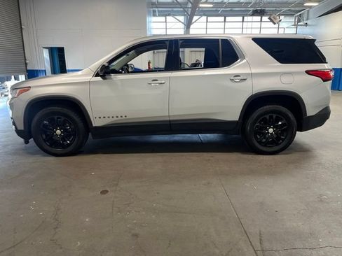 Used 2020 Chevrolet Traverse LS FWD image 6