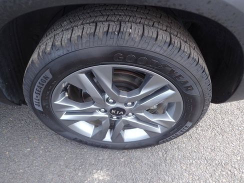 Used 2021 Kia Seltos S AWD/4WD image 25
