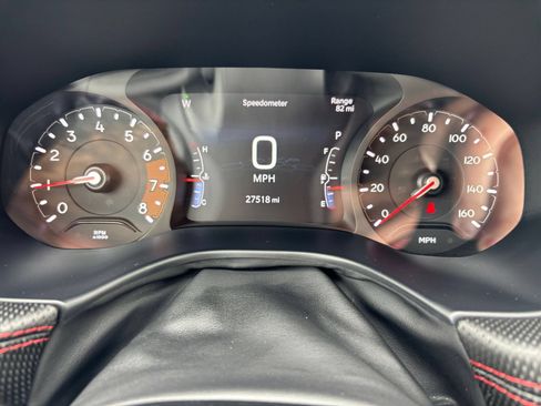 Used 2025 Jeep Compass Trailhawk AWD/4WD image 40