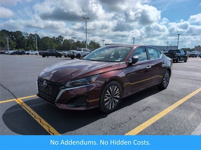 Used 2025 Nissan Altima 2.5 SV