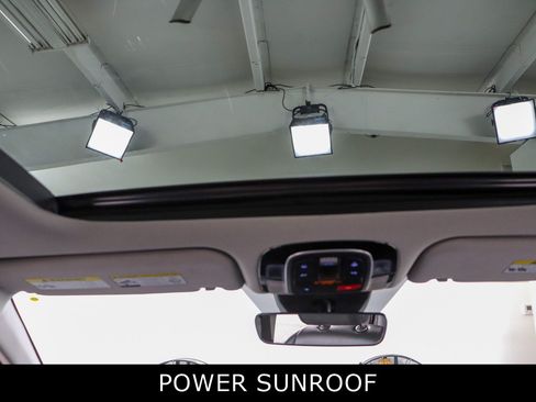 Used 2023 Hyundai Santa Fe SEL w/ Premium Package FWD image 21
