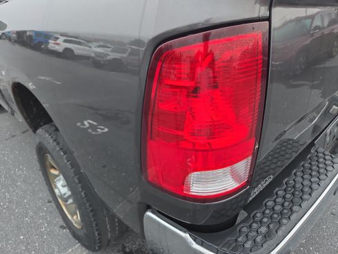 Used 2015 RAM 2500 Tradesman w/ Chrome Appearance Group AWD/4WD image 12