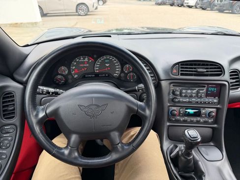Used 2003 Chevrolet Corvette Z06 w/ Memory Package, 3 Drivers RWD image 22