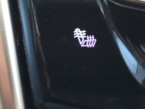 Used 2015 Cadillac SRX Luxury image 27