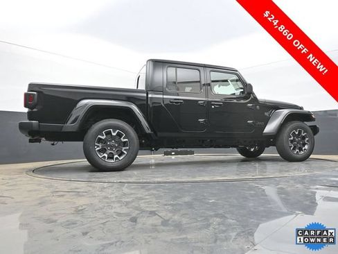 Used 2025 Jeep Gladiator Sport w/ Premium Package AWD/4WD image 47