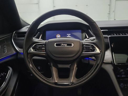 Used 2024 Jeep Grand Cherokee L Overland w/ Advanced Protech Group III image 14