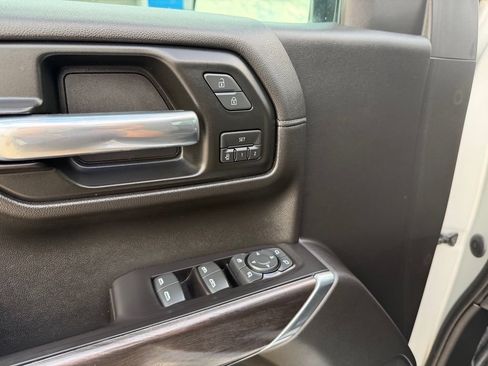 Used 2019 Chevrolet Silverado 1500 LTZ w/ LTZ Plus Package AWD/4WD image 13