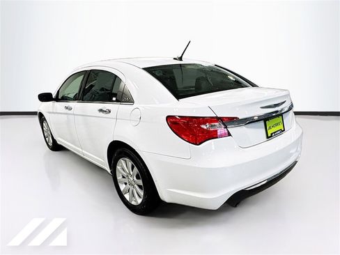 Used 2013 Chrysler 200 Limited image 7