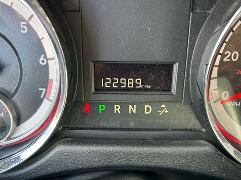 Used 2017 Dodge Grand Caravan SXT image 20