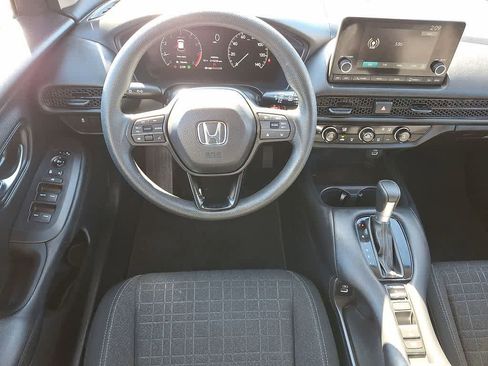 Used 2023 Honda HR-V LX image 21