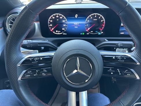Used 2024 Mercedes-Benz CLA 250 4MATIC image 17