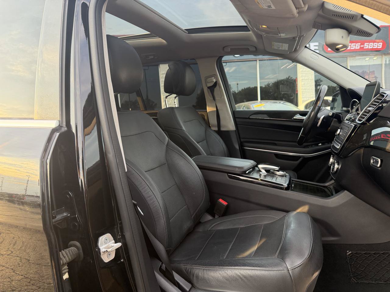Used 2017 Mercedes-Benz GLS 550 4MATIC image 21