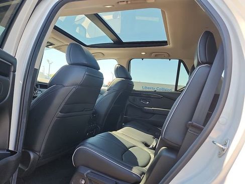 Used 2024 Honda Pilot Elite image 10