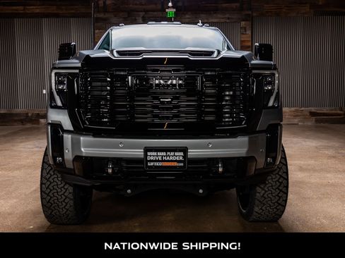 Used 2024 GMC Sierra 2500 Denali Ultimate w/ Max Trailering Package image 4