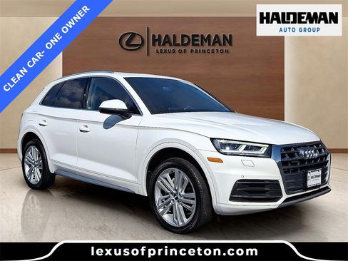 Used 2020 Audi Q5 2.0T Premium Plus w/ Premium Plus Package image 1