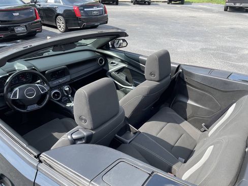 Used 2019 Chevrolet Camaro LT RWD image 13