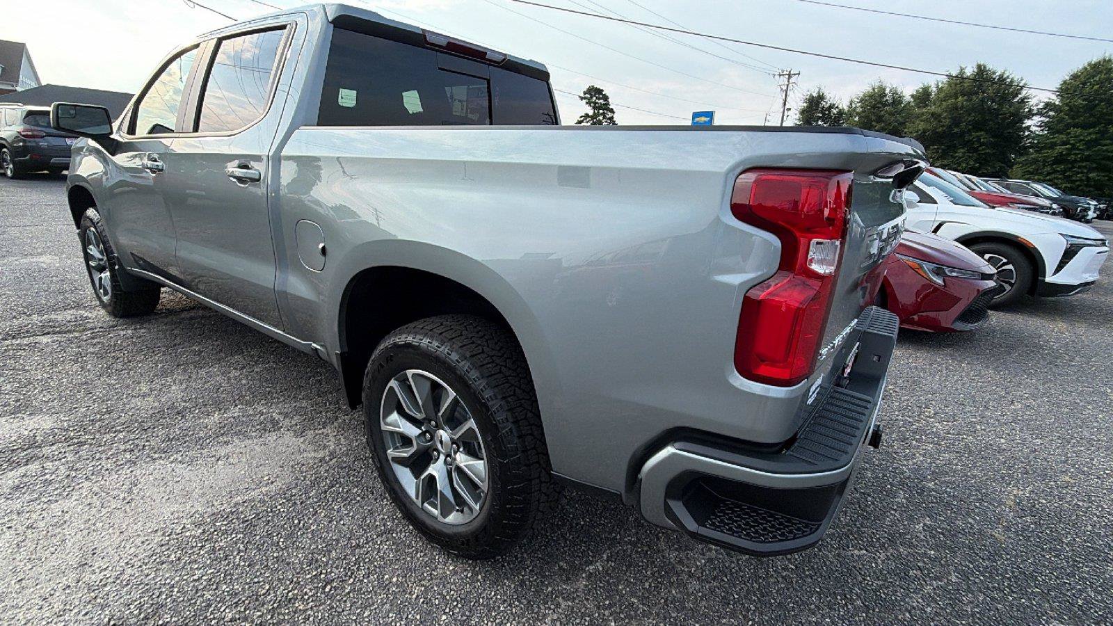 New 2026 Chevrolet Silverado 1500 RST AWD/4WD image 10