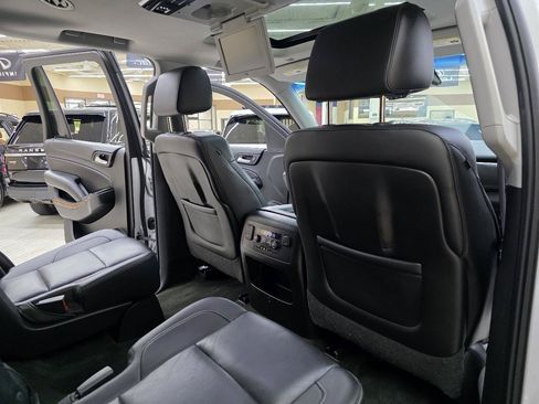 Used 2015 Chevrolet Tahoe LTZ RWD image 25