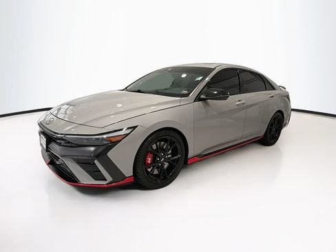 Used 2025 Hyundai Elantra N FWD image 3